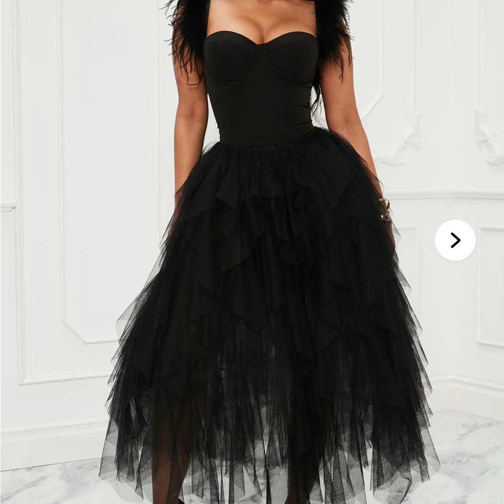 NWT FASHION NOVA Elegant Black Ruffled Dress
